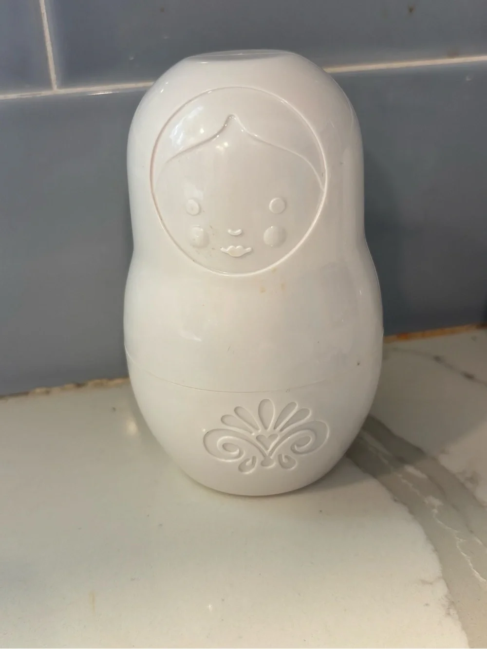 Fred White Nesting Doll Measuring Cups